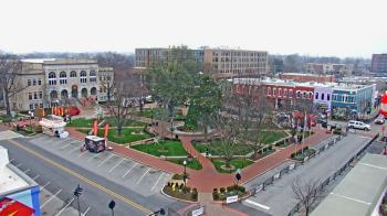 Weather camera view of Walton�s 5 & 10.