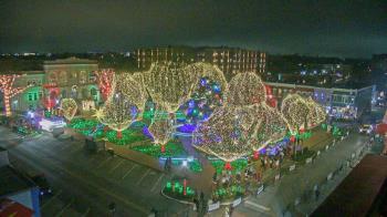 Weather camera view of Walton�s 5 & 10.