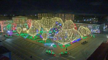 Weather camera view of Walton�s 5 & 10.