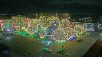 Weather camera view of Walton�s 5 & 10.