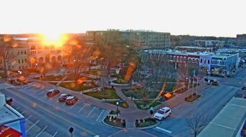 Weather camera view of Walton�s 5 & 10.