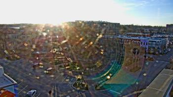 Weather camera view of Walton�s 5 & 10.