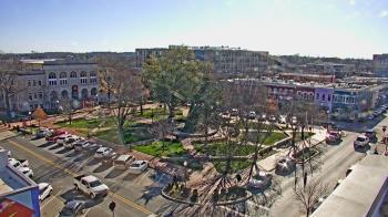 Weather camera view of Walton�s 5 & 10.