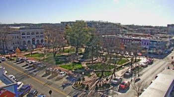 Weather camera view of Walton�s 5 & 10.