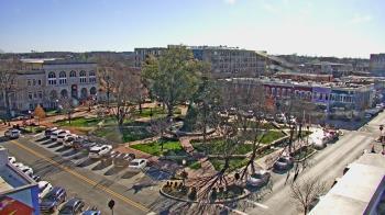 Weather camera view of Walton�s 5 & 10.