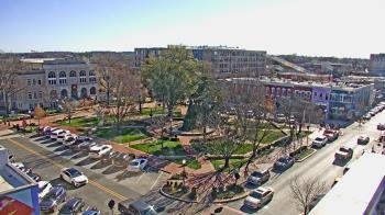 Weather camera view of Walton�s 5 & 10.