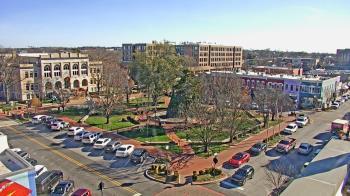 Weather camera view of Walton�s 5 & 10.