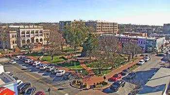 Weather camera view of Walton�s 5 & 10.