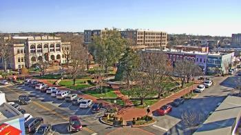 Weather camera view of Walton�s 5 & 10.