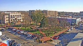 Weather camera view of Walton�s 5 & 10.