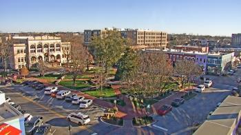 Weather camera view of Walton�s 5 & 10.