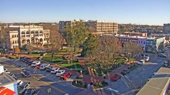 Weather camera view of Walton�s 5 & 10.