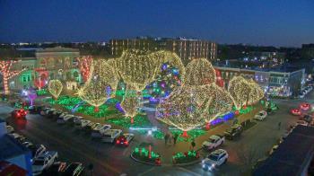 Weather camera view of Walton�s 5 & 10.