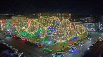 Weather camera view of Walton�s 5 & 10.