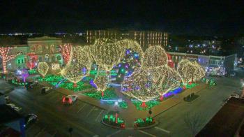 Weather camera view of Walton�s 5 & 10.