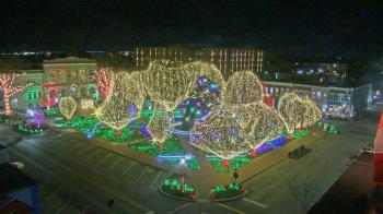 Weather camera view of Walton�s 5 & 10.