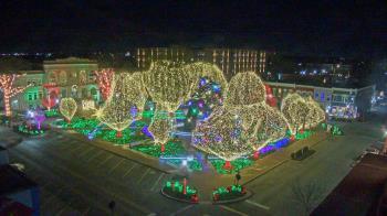 Weather camera view of Walton�s 5 & 10.