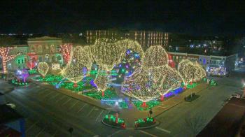 Weather camera view of Walton�s 5 & 10.