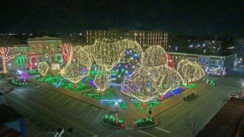 Weather camera view of Walton�s 5 & 10.