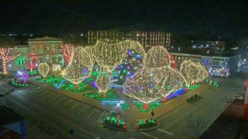 Weather camera view of Walton�s 5 & 10.