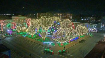 Weather camera view of Walton�s 5 & 10.