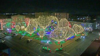 Weather camera view of Walton�s 5 & 10.