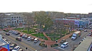 Weather camera view of Walton�s 5 & 10.