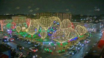 Weather camera view of Walton�s 5 & 10.