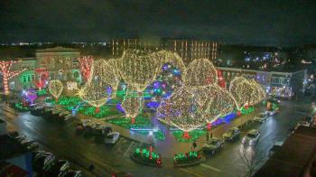 Weather camera view of Walton�s 5 & 10.