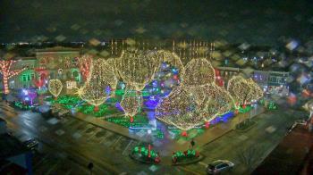 Weather camera view of Walton�s 5 & 10.