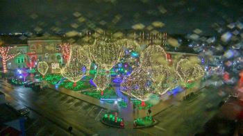 Weather camera view of Walton�s 5 & 10.