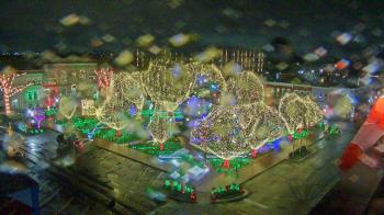 Weather camera view of Walton�s 5 & 10.