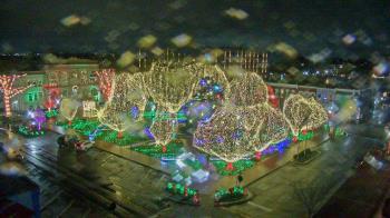 Weather camera view of Walton�s 5 & 10.