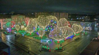 Weather camera view of Walton�s 5 & 10.