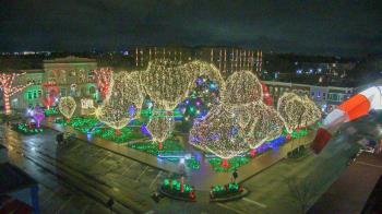 Weather camera view of Walton�s 5 & 10.