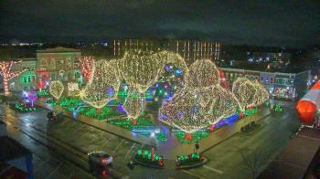 Weather camera view of Walton�s 5 & 10.