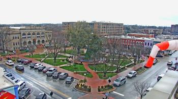 Weather camera view of Walton�s 5 & 10.