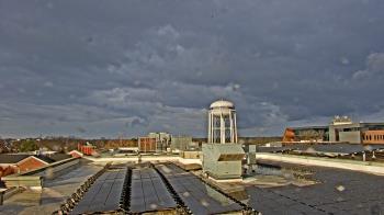 Weather camera view of Walton�s 5 & 10.