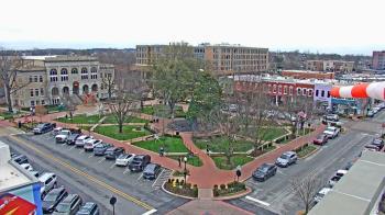 Weather camera view of Walton�s 5 & 10.