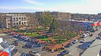 Weather camera view of Walton�s 5 & 10.