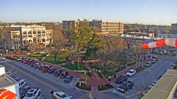 Weather camera view of Walton�s 5 & 10.