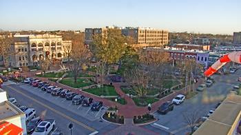 Weather camera view of Walton�s 5 & 10.