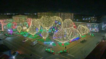 Weather camera view of Walton�s 5 & 10.