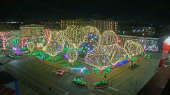 Weather camera view of Walton�s 5 & 10.