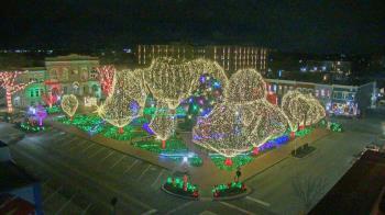 Weather camera view of Walton�s 5 & 10.