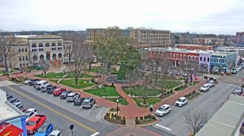 Weather camera view of Walton�s 5 & 10.