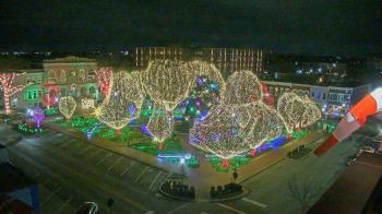 Weather camera view of Walton�s 5 & 10.