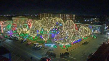 Weather camera view of Walton�s 5 & 10.