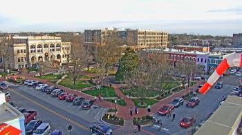 Weather camera view of Walton�s 5 & 10.