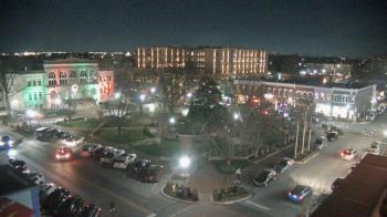 Weather camera view of Walton�s 5 & 10.